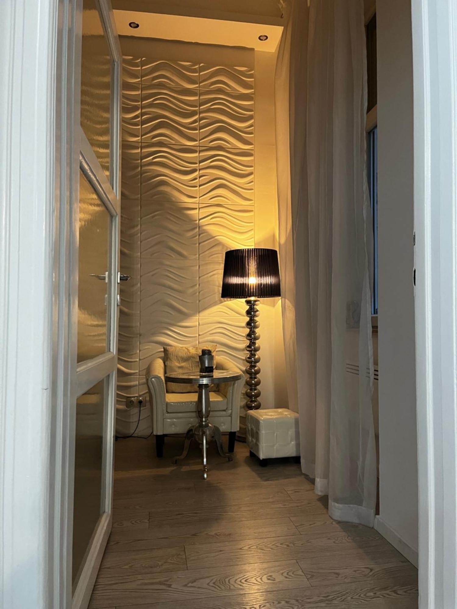 White Luxury Apartment Budapest Extérieur photo